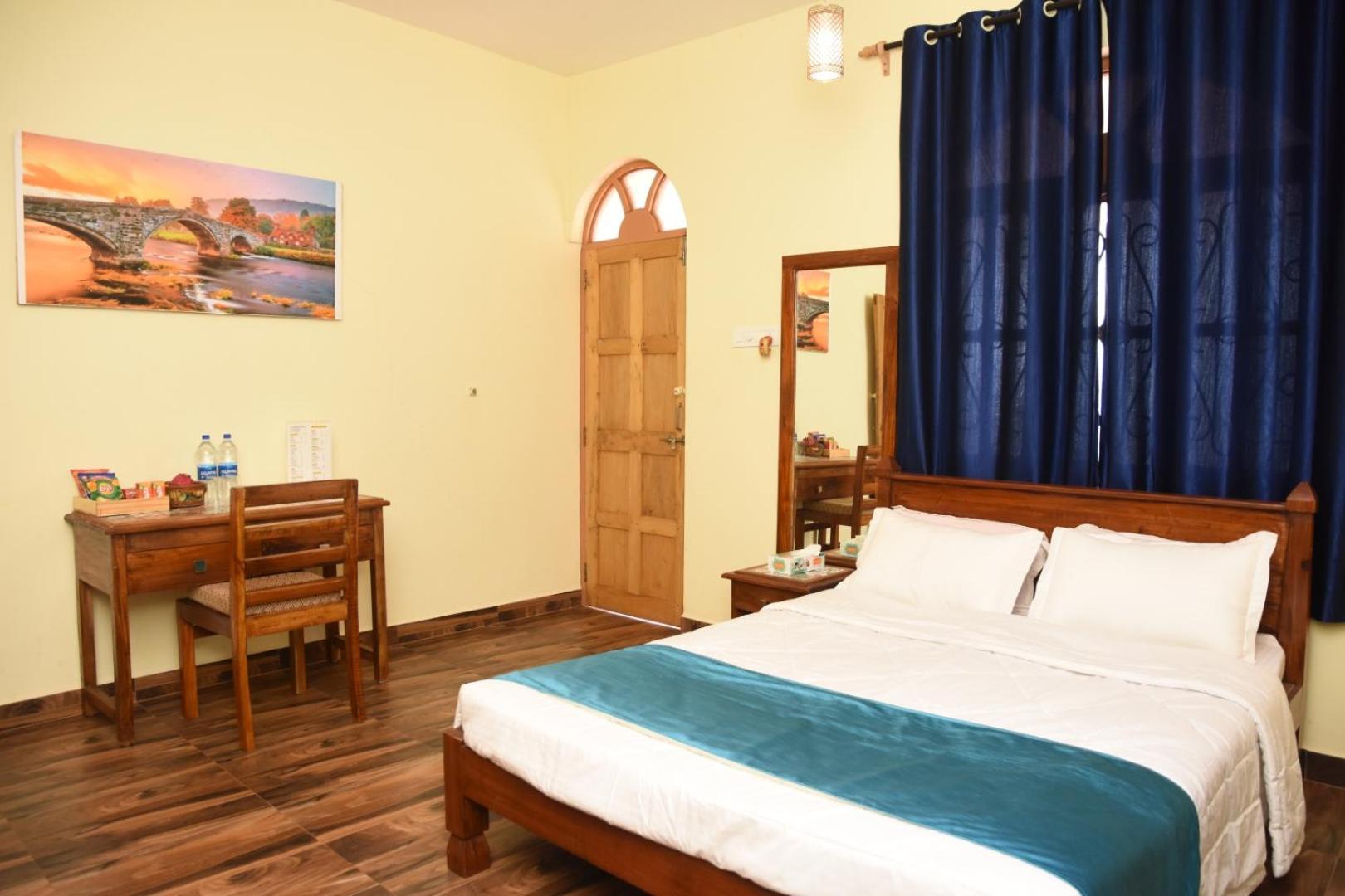 Bens Inn Мандрем Екстериор снимка
